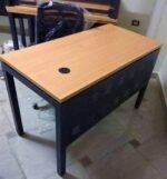 مكتب موظفين كود 215